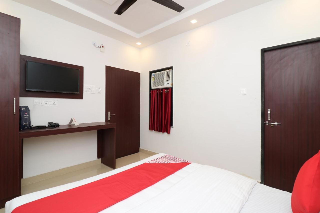 Oyo 1021 Hotel Gayatri Residency Tirath Exterior foto